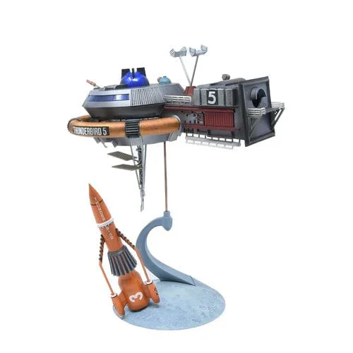 AIP Thunderbird 5 with Thunderbird 3 Plastic Model Kit - Image 3