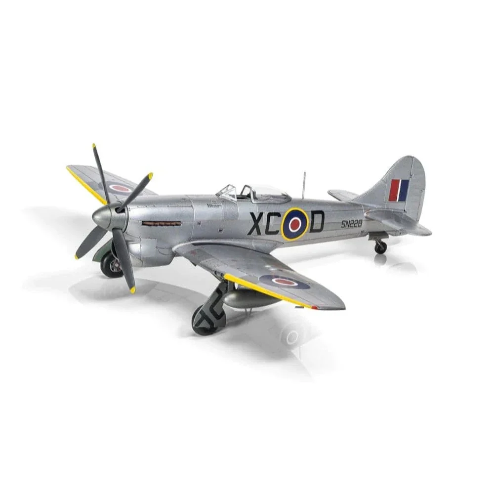 Airfix 02110 1/72 Hawker Tempest Mk.V Post War Plastic Model Kit - Image 4