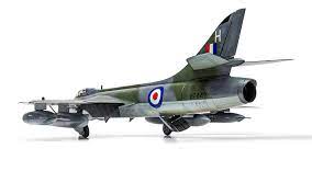 Airfix 09192 1/48 Hawker Hunter FGA.9/FR.10/GA.11 Plastic Model Kit - Image 3