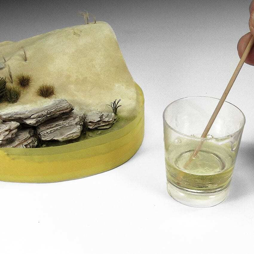 AK Interactive Dioramas: Resin Water 2-Components Epoxy Resin - 180ml - Image 2