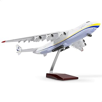 Antanov AN225 1/200 Resin Model Plane (42cm)