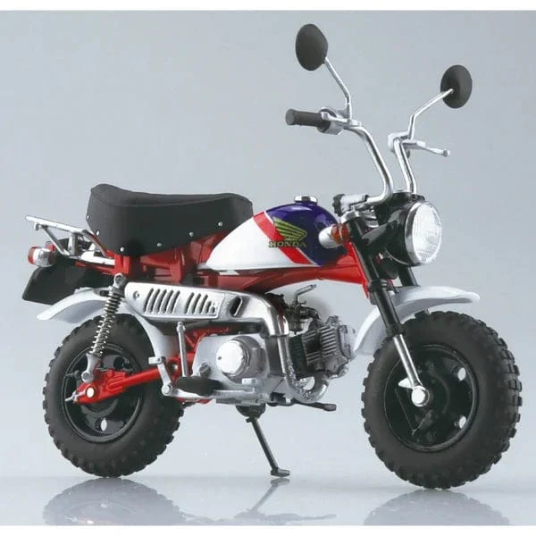 Aoshima 1/12 Diecast Honda Monkey Special Shasta White (Tricolor) Plastic Model Kit