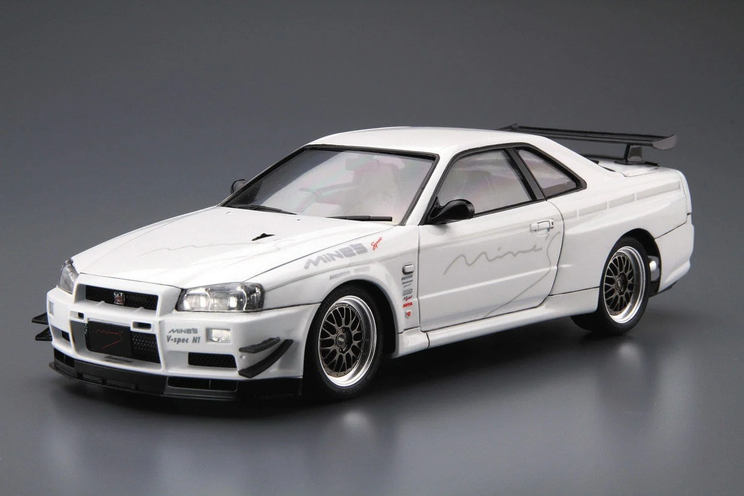 Aoshima 1/24 MineS Bnr34Skyline Gt-R 2002 - Image 2