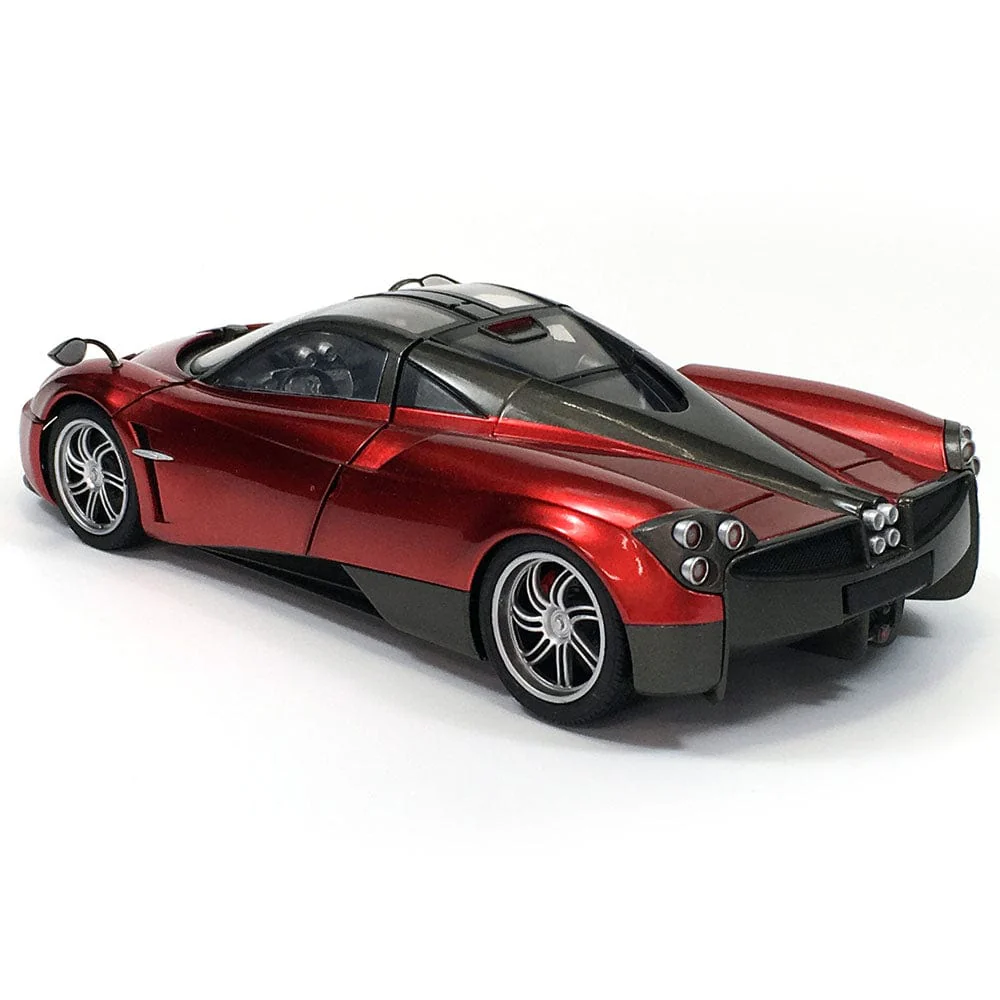 Aoshima 1/24 Pagani Huayra (Overseas Ed) - Image 5