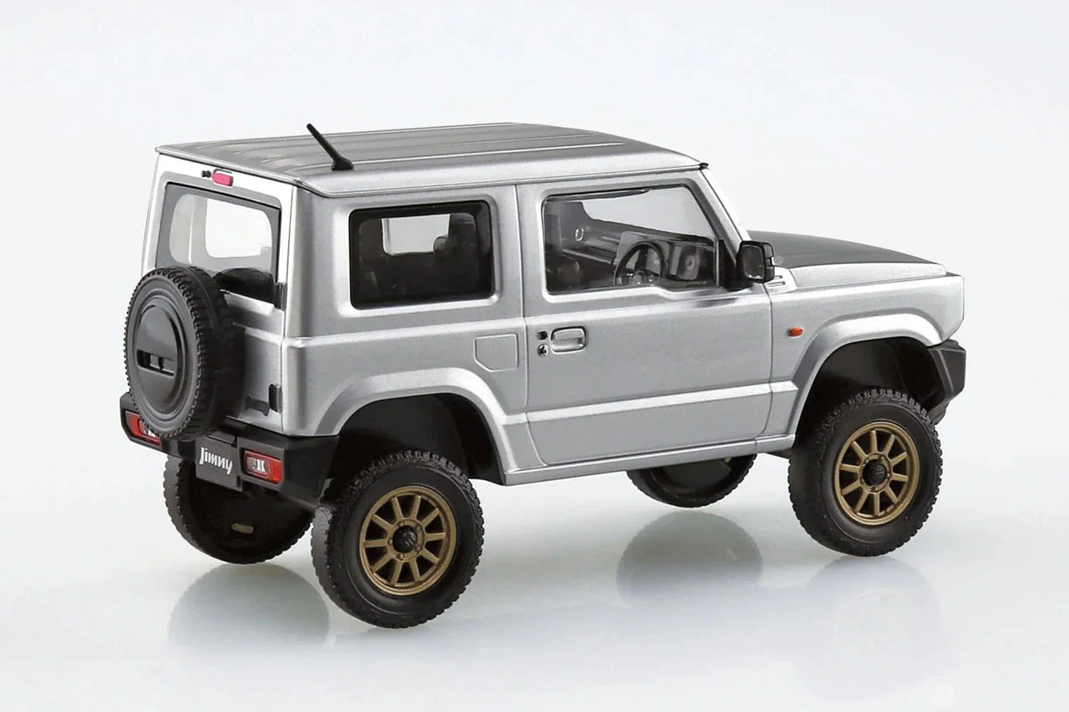 Aoshima 1/32 SNAP Suzuki Jimny Custom Wheel (Silky Silver Metallic) Kit - Image 3