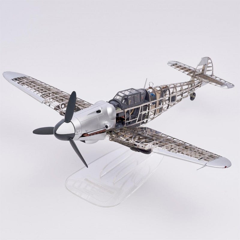 Artesania 20356 1/16 Messerschmitt BF109G Metal Model - Image 2