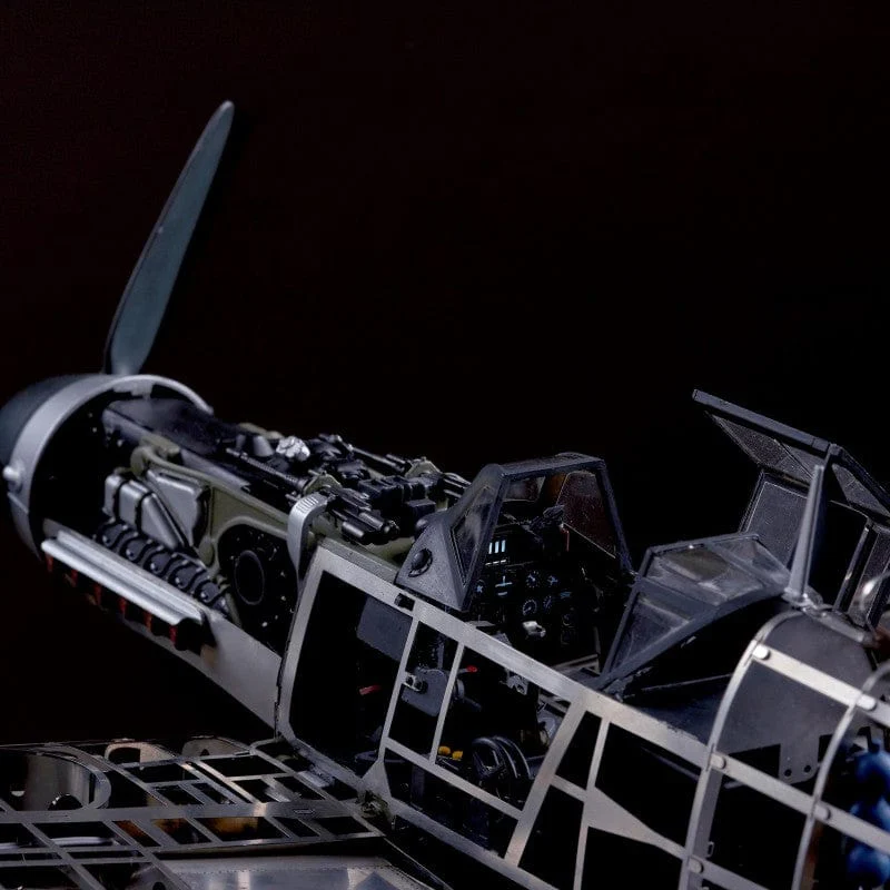 Artesania 20356 1/16 Messerschmitt BF109G Metal Model - Image 6