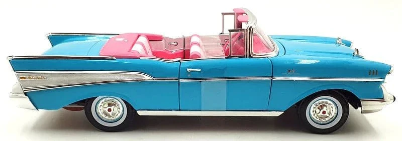 Autoworld 1/18 Barbie Aqua 1957 Chevy Convertible Diecast Model - Image 2