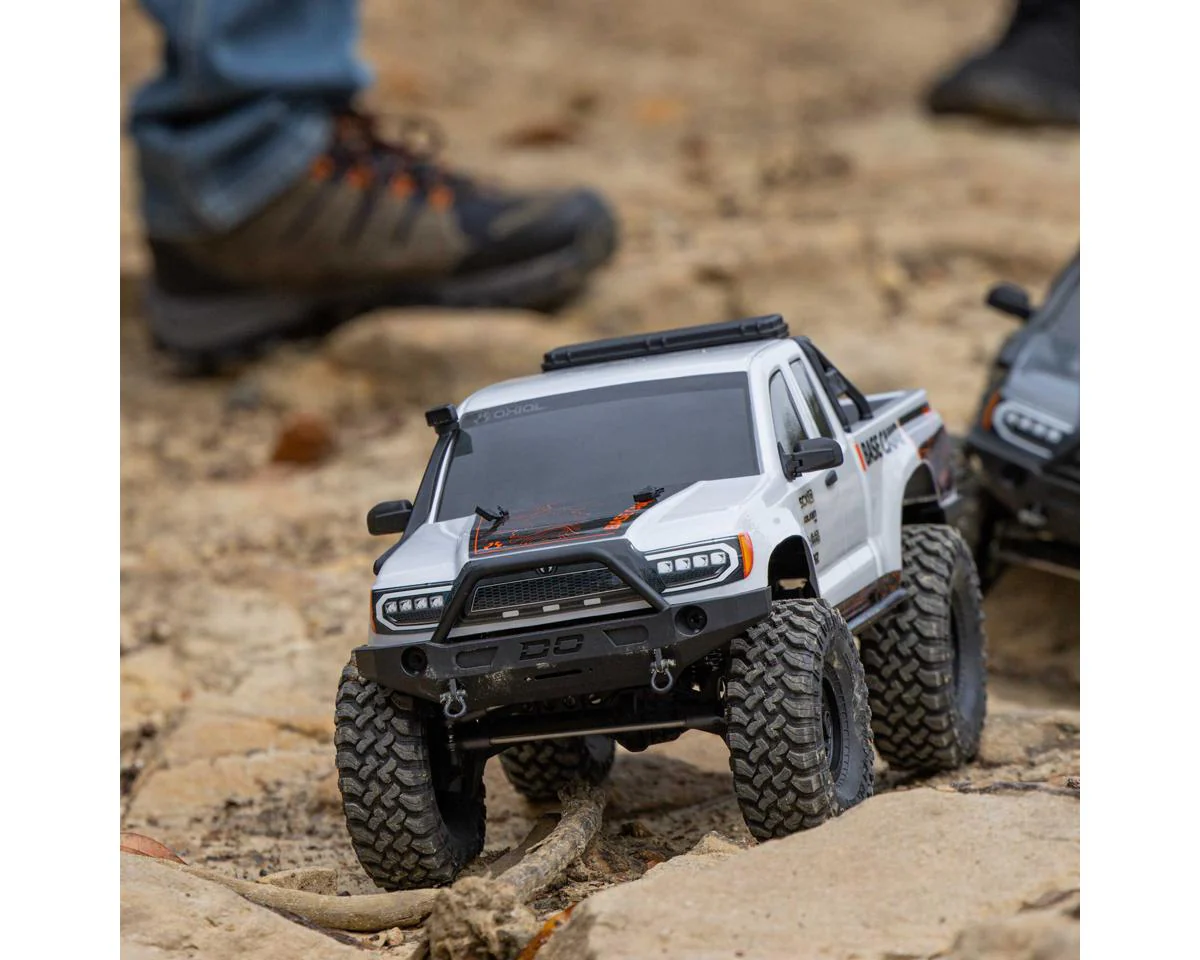 Axial SCX10 III Base Camp V2 1/10 RC Rock Crawler RTR White - Image 7