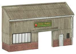Bachmann Scenecraft N 42-269 Low Relief Cement Board Warehouse**