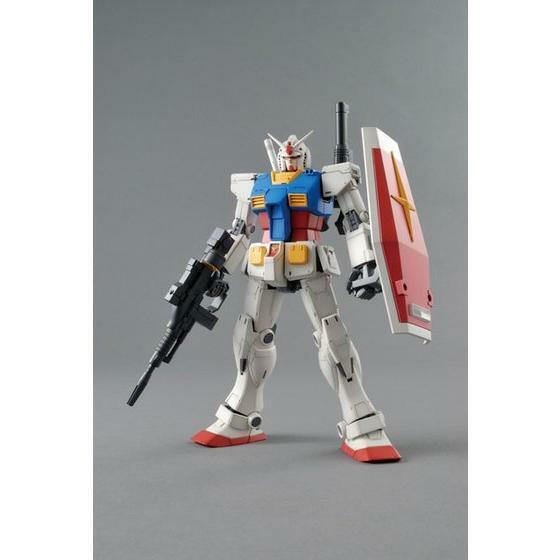 Bandai MG 1/100 RX-78-02 Mobile Suit Gundam The Origin [5062847] - Image 2
