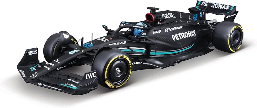Bburago 1/24 2023 F-1 Mercedes W 14 #63 Russell in Showcase Diecast Model