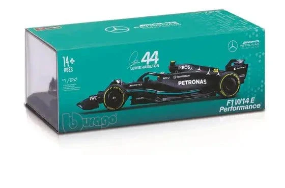 Bburago 1/24 2023 F-1 Mercedes W 14 #63 Russell in Showcase Diecast Model - Image 2