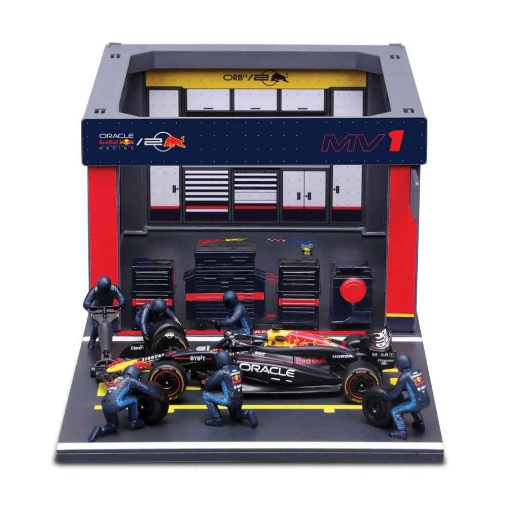 Bburago 1/43 2024 Red Bull Pit Pass Competition Verstappen #1 Diecast Model - Image 3