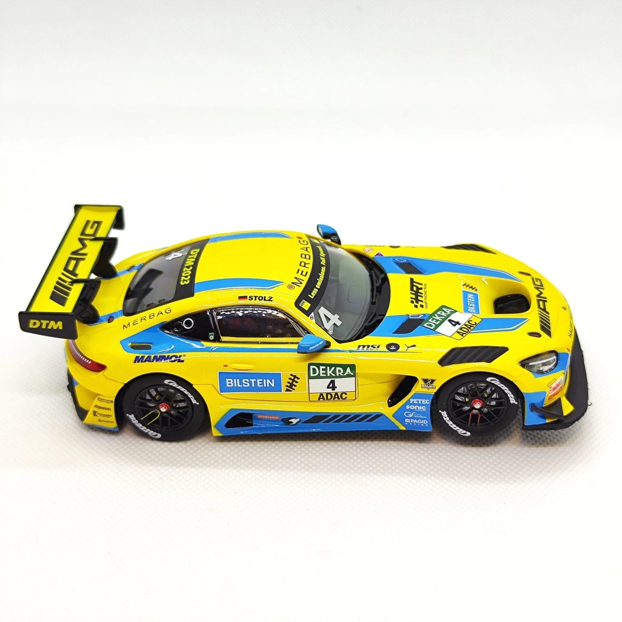 Carrera Digital 1/32 Mercedes-AMG GT3 Evo - Mercedes-AMG Team HRT No.4 DTM Slot Car [32014] - Image 2