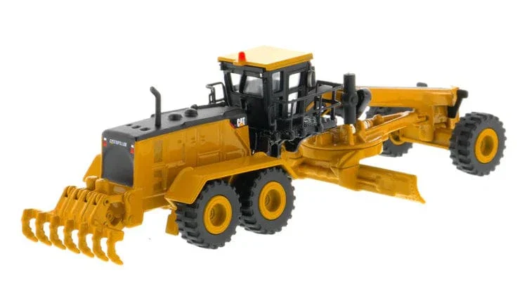 Cat 1/125 24M Motor Grader Elite Series Diecast Model