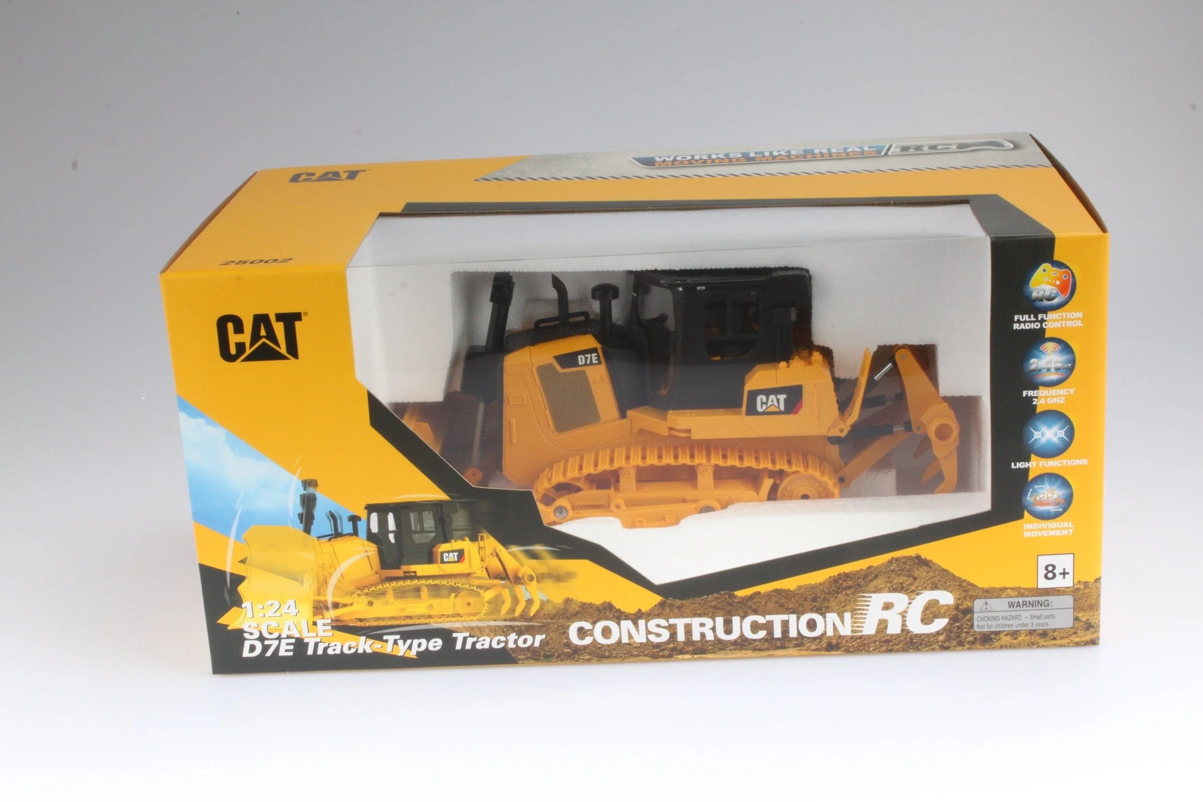 CAT 1/24 D7E Radio Control Track Type Tractor 2.4Ghz [25002] - Image 8