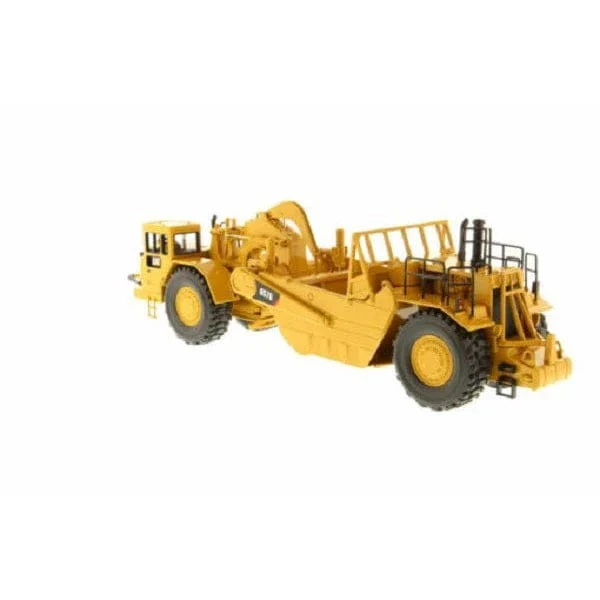 Cat 1/50 657G Wheel Tractor Scraper Core Classic Series Diecast Model - Image 2