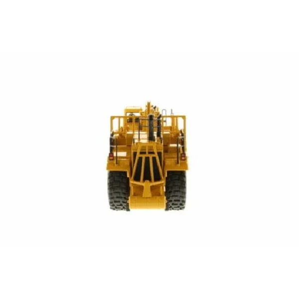 Cat 1/50 657G Wheel Tractor Scraper Core Classic Series Diecast Model - Image 3