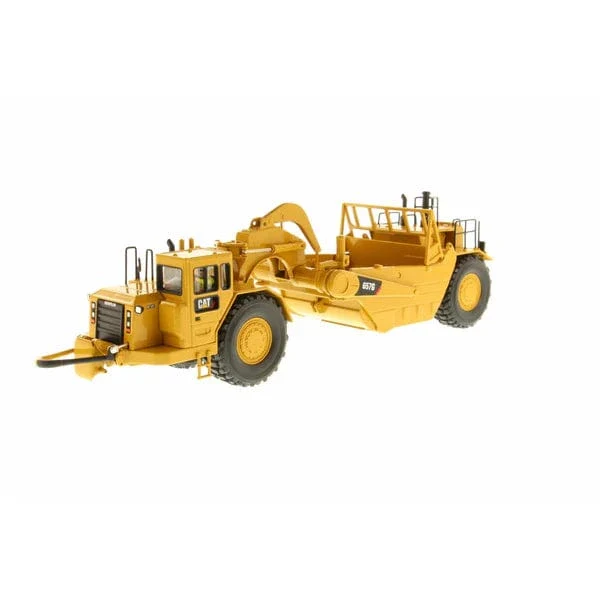 Cat 1/50 657G Wheel Tractor Scraper Core Classic Series Diecast Model - Image 4