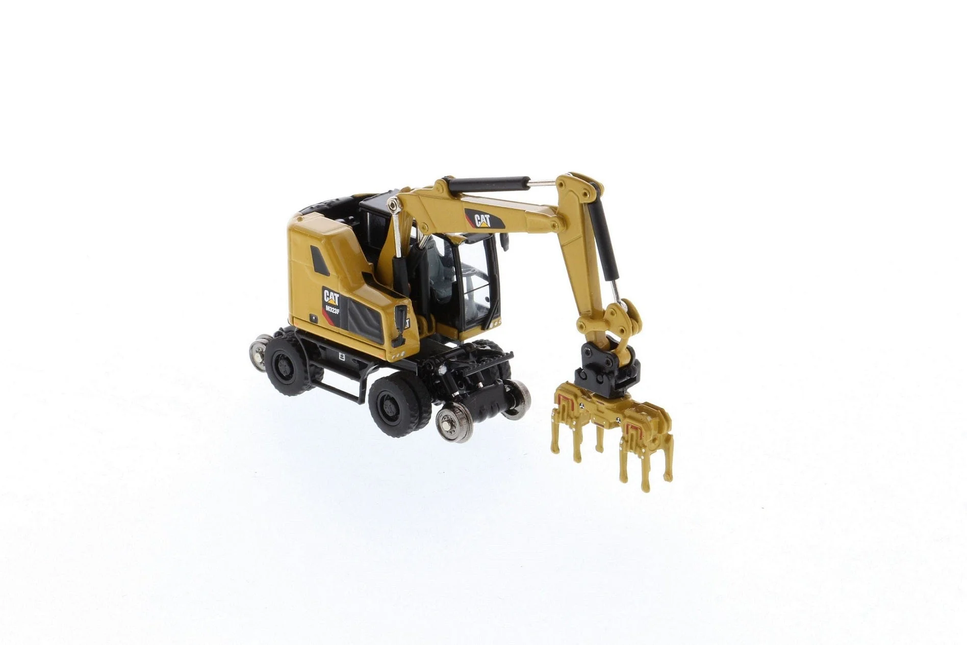 Cat 1/87 M323F Railroad Wheeled Excavator Diecast Model - Image 4