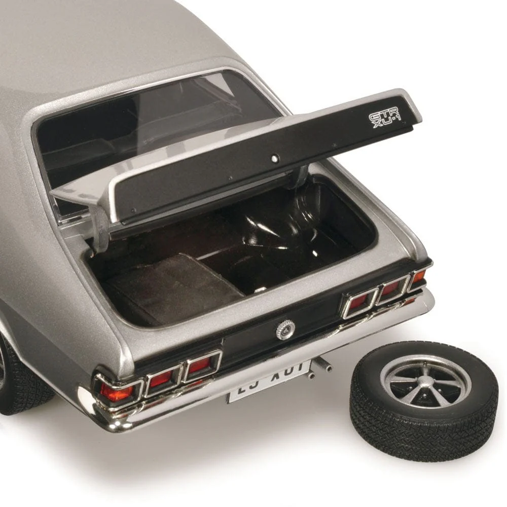 Classic Carlectables 1/18 Holden LJ Torana XU-1 Baroda Silver [18866] - Image 7