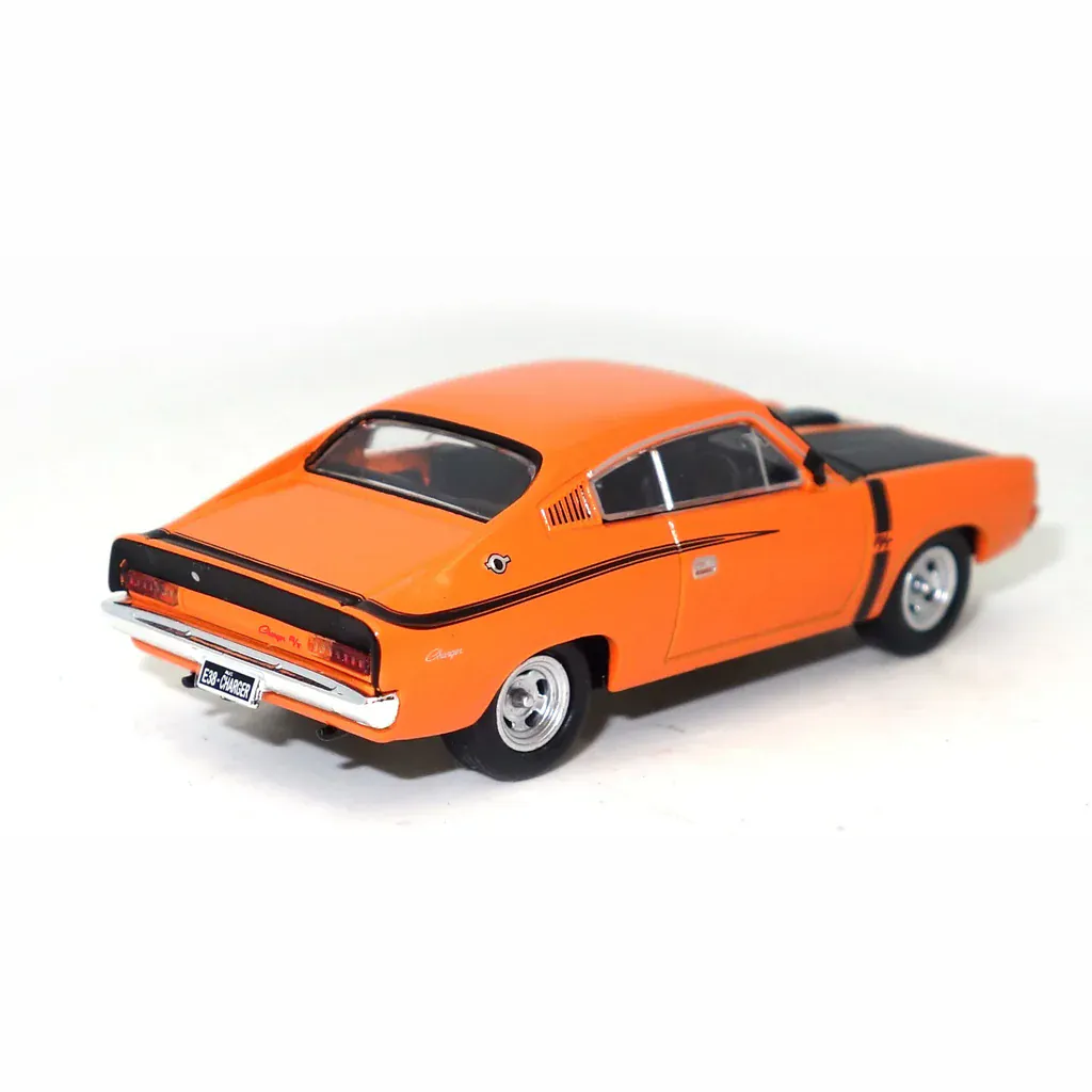 Cooee Classics 1/64 1972 E38 Valiant Charger Orange - Image 2