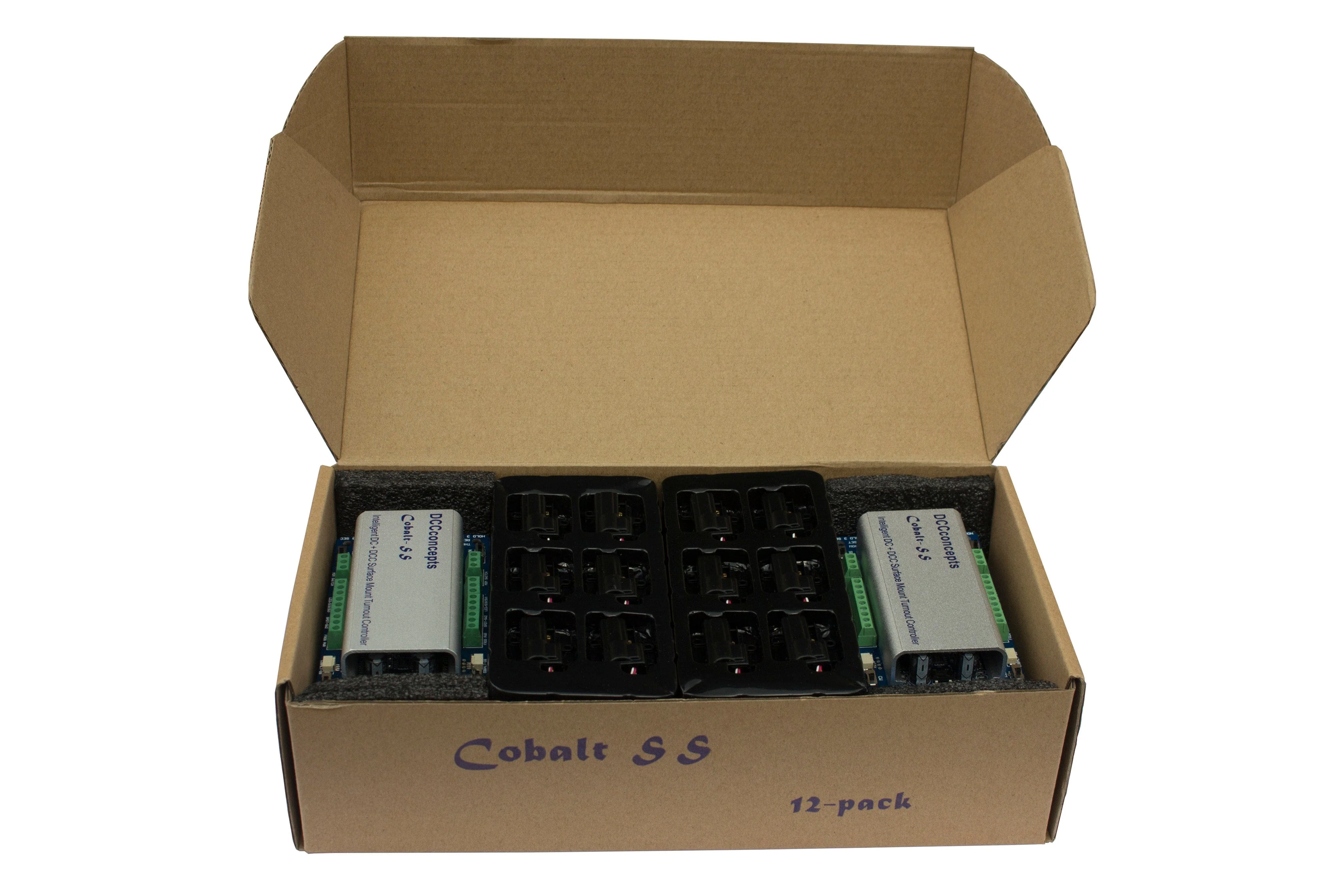 DCC Concepts 12 X Cobalt-SS With Controllers And Accessories