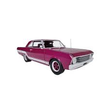 DDA 1/18 Magenta Metallic 1969 VF Valiant
