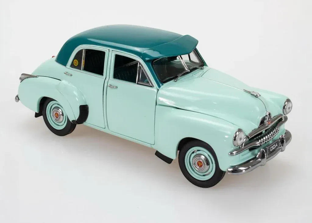 DDA 1/24 1953 2 Tone Green FJ Holden Sedan - Fully Detailed Diecast Model