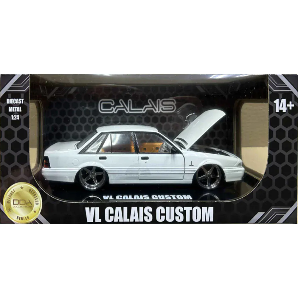 DDA 1/24 Custom Holden VL Calais - Metallic White Diecast Model - Image 4