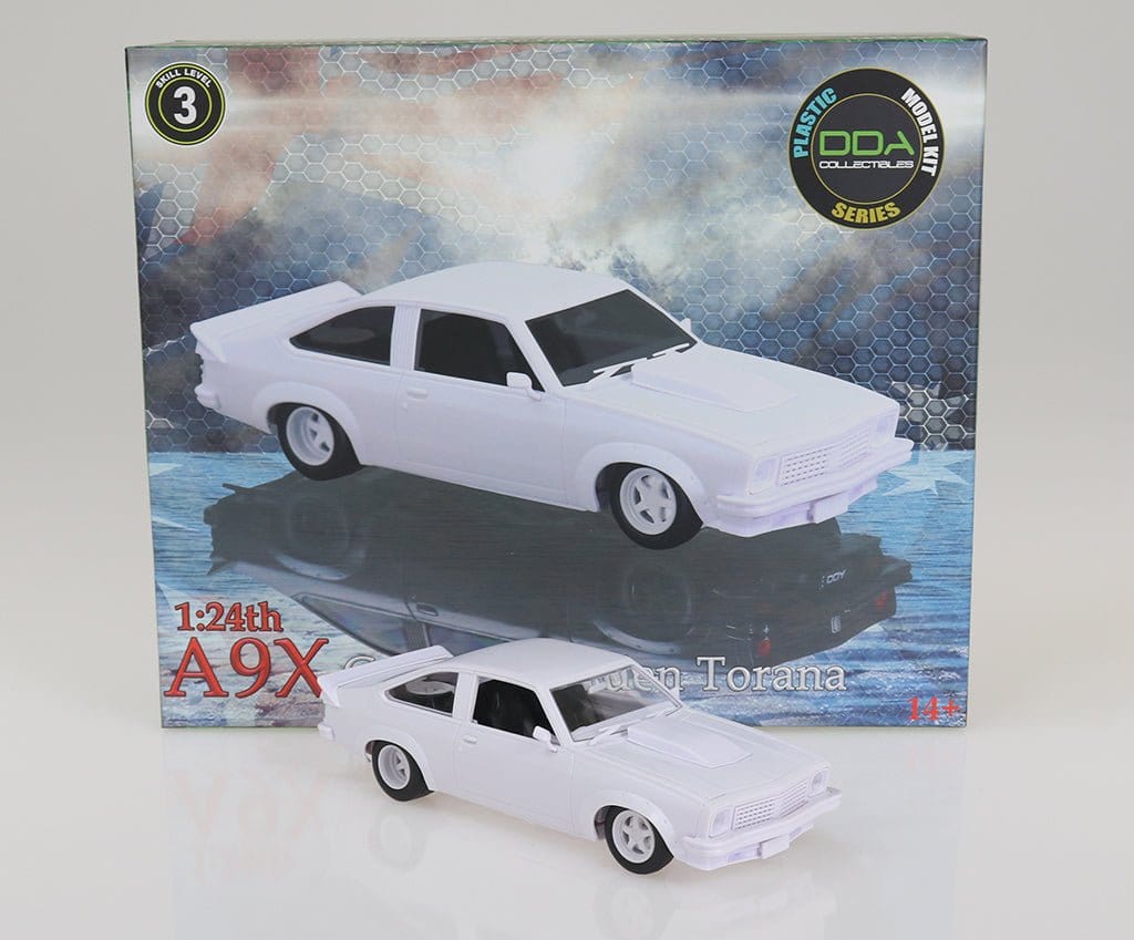 DDA 1/24 Holden A9X Torana Slammed Sealed Body Opening Bonnet w/Engine Plastic Model Kit
