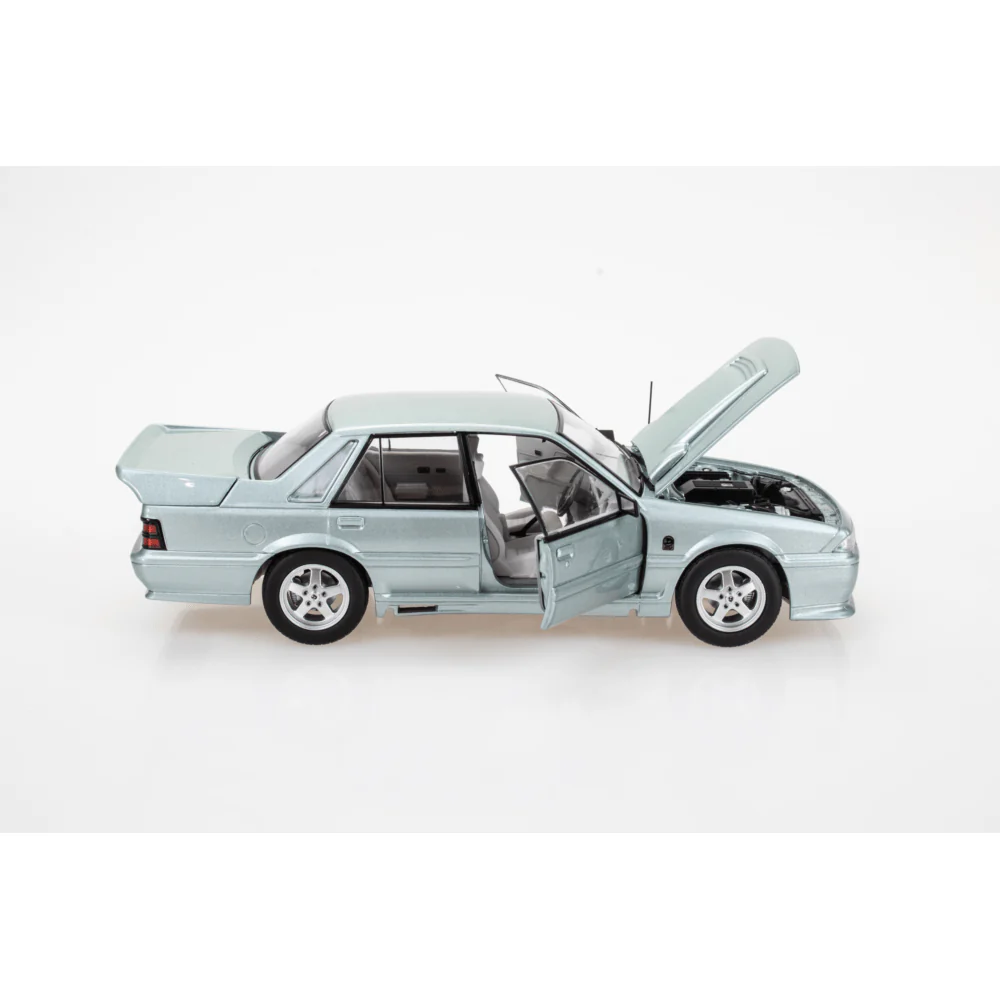 DDA 1/24 Holden VL Walkinshaw Standard Panorama Silver Diecast Model - Image 4
