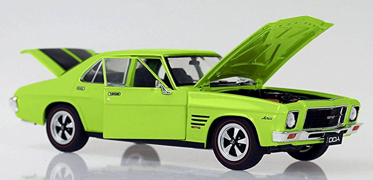 DDA 1/24 Lime Green HQ Holden GTS 4 Door Monaro - Fully Detailed Diecast Model - Image 2