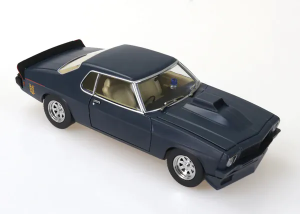 DDA 1/24 MFP Pursuit Special 2 Door Holden HQ- Fully Detailed Opening Doors and Boot