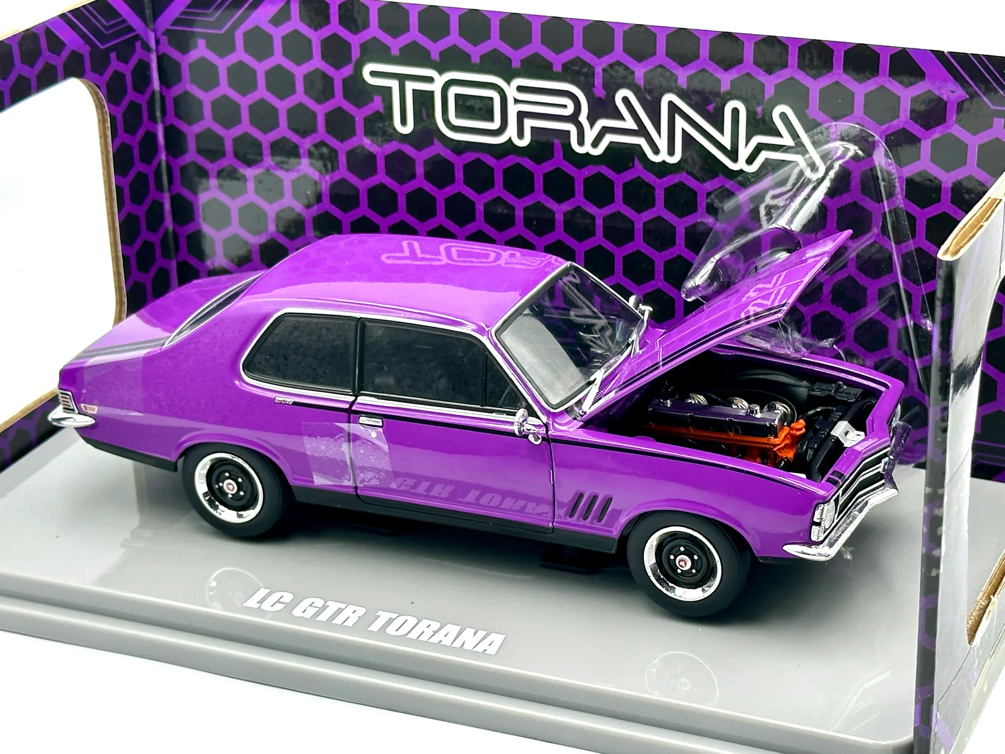 DDA 1/24 Purple LC GTR Torana Fully Detailed Diecast Model - Image 2