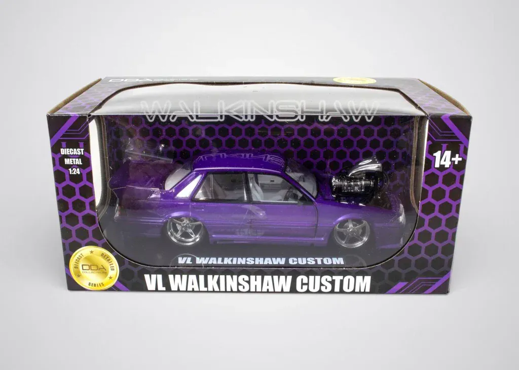 DDA 1/24 Supercharged Holden VL Walkinshaw - Purple Diecast Model - Image 5