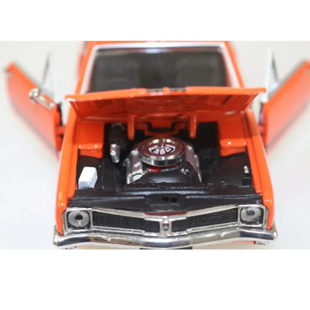 DDA 1/32 Orange Monaro HT GTS 350 Fully Detailed Diecast Model - Image 5