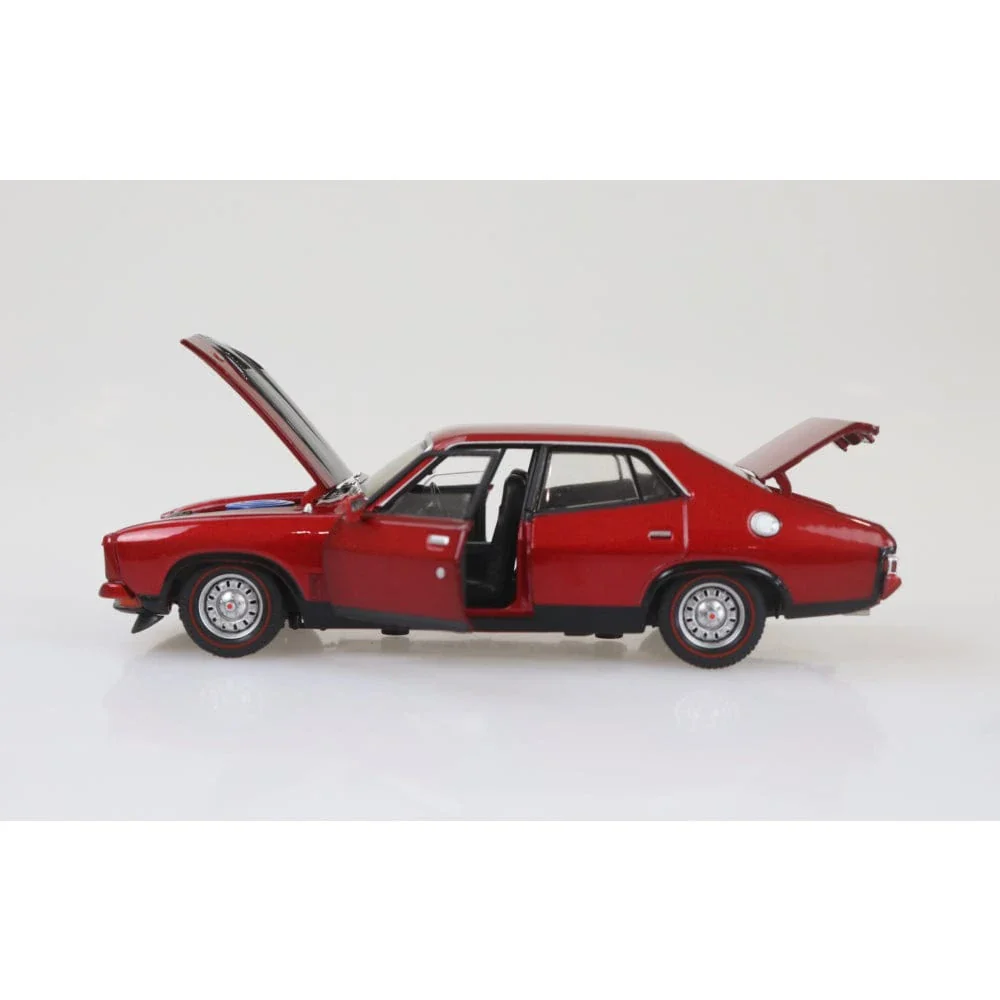 DDA 1/32 Red Ford XB GT 4 Door Fully Detailed Diecast Model - Image 2