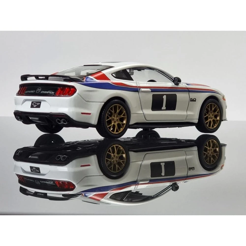 DDA 2401 1/24 2018 Ford Mustang Bathurst Special Allan Moffat Retro Livery - Image 4