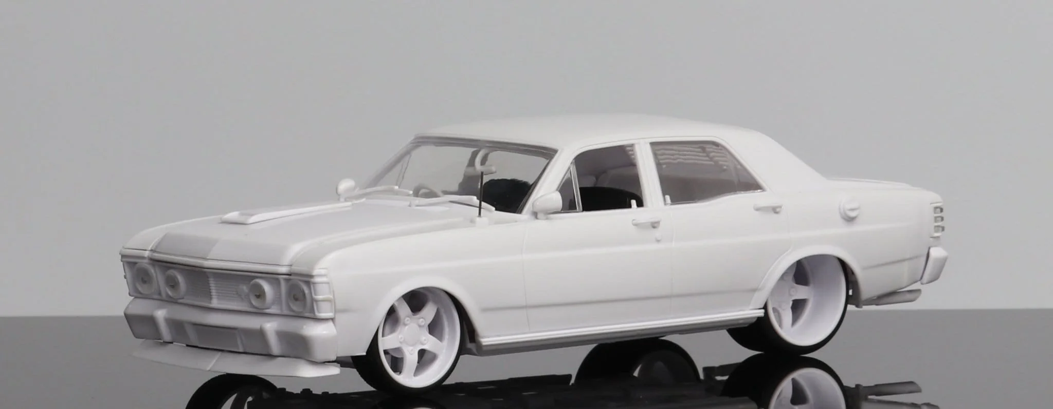 DDA 241K 1/24 Ford XW Falcon GTHO Custom Plastic Model Kit