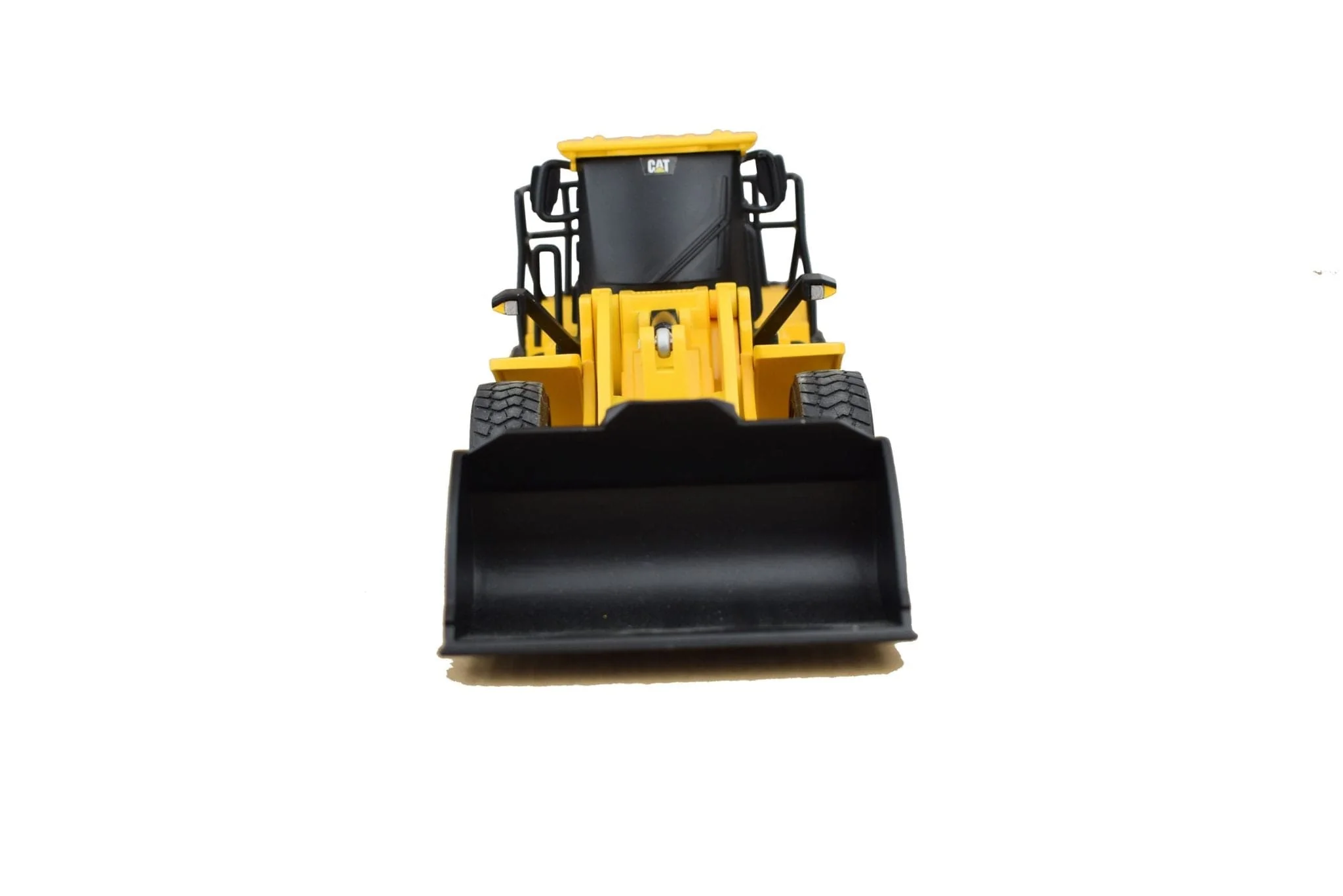 Diecast Masters 1/35 RC CAT 950M Wheel Loader - Image 5