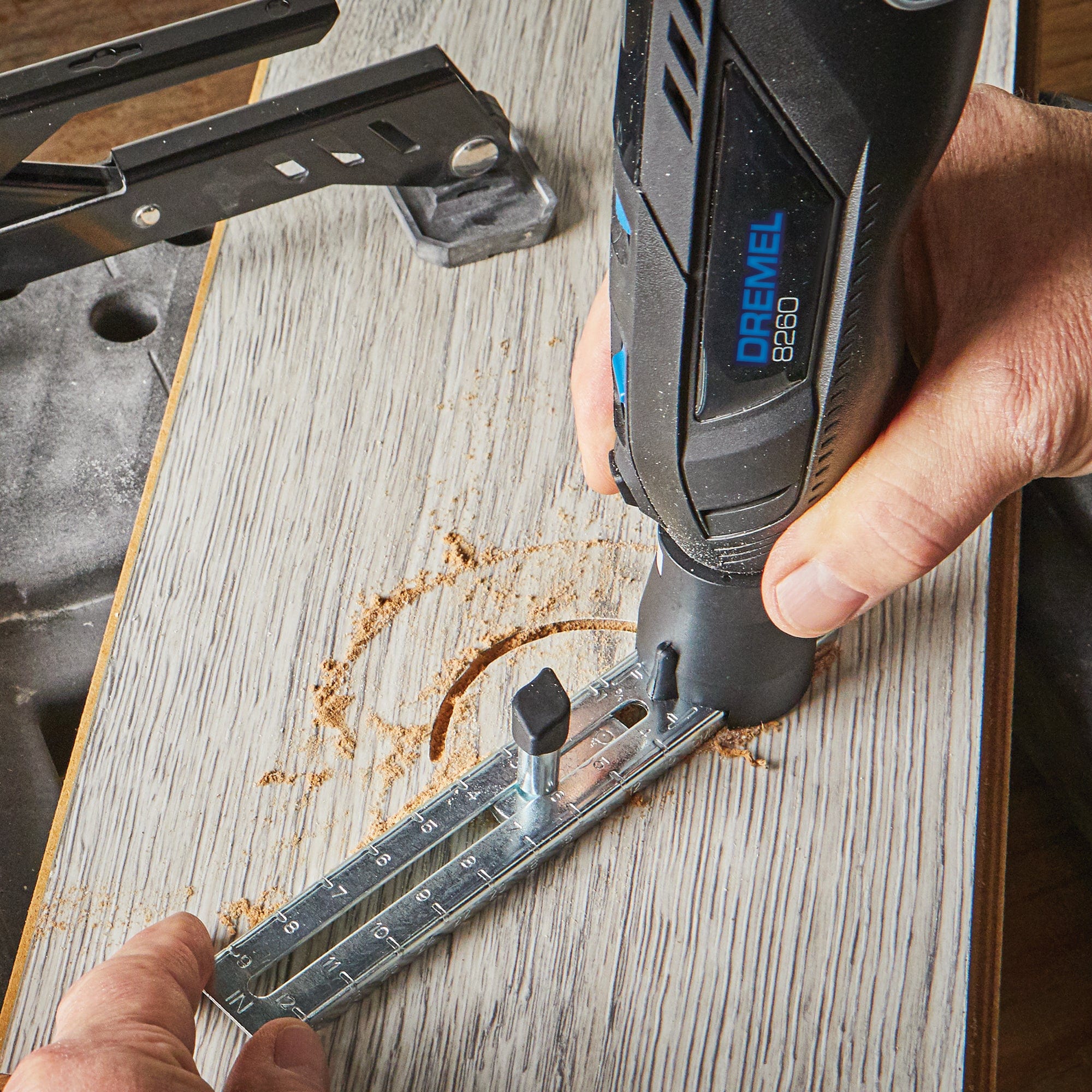 Dremel Circle Cutter & Straight Edge Guide (678)** - Image 4