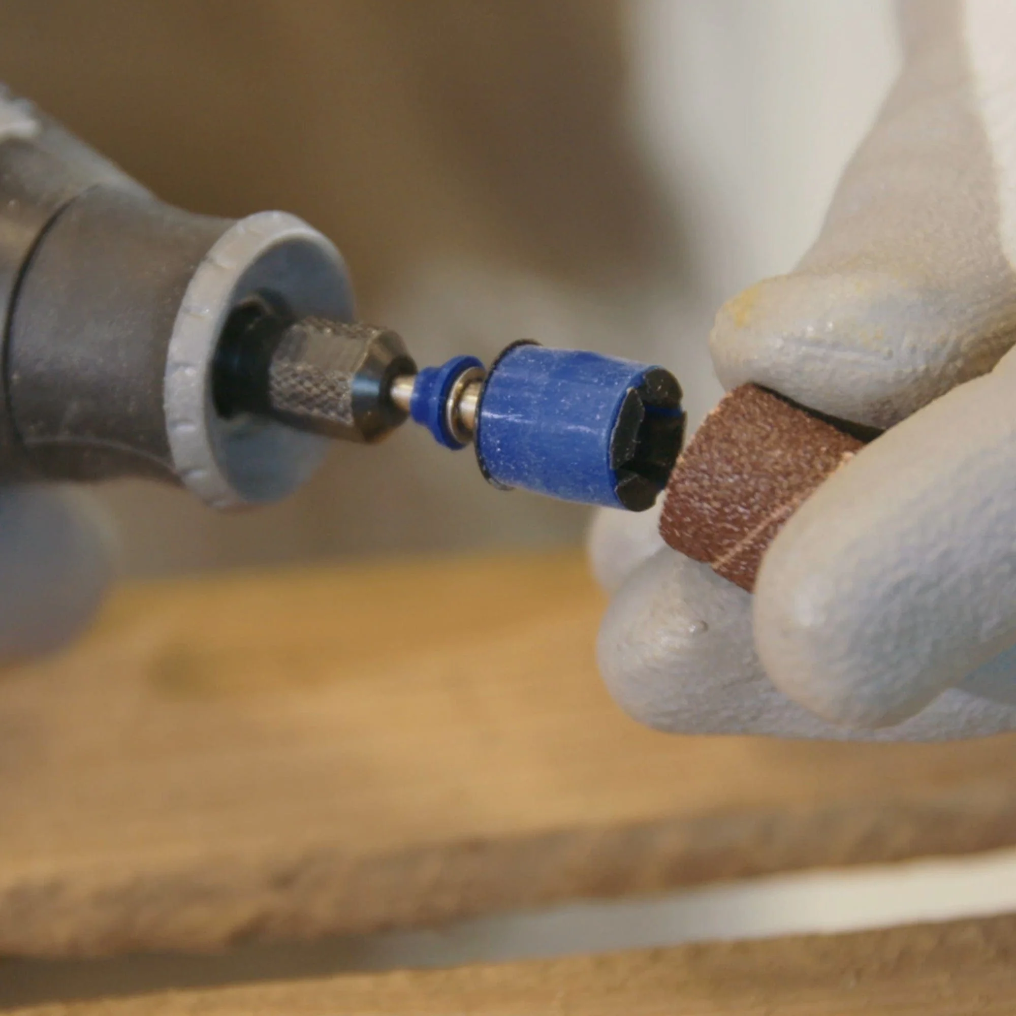 Dremel EZ Lock Sanding Drum Mandrel & 60 Grit Sanding Band (EZ407)** - Image 4