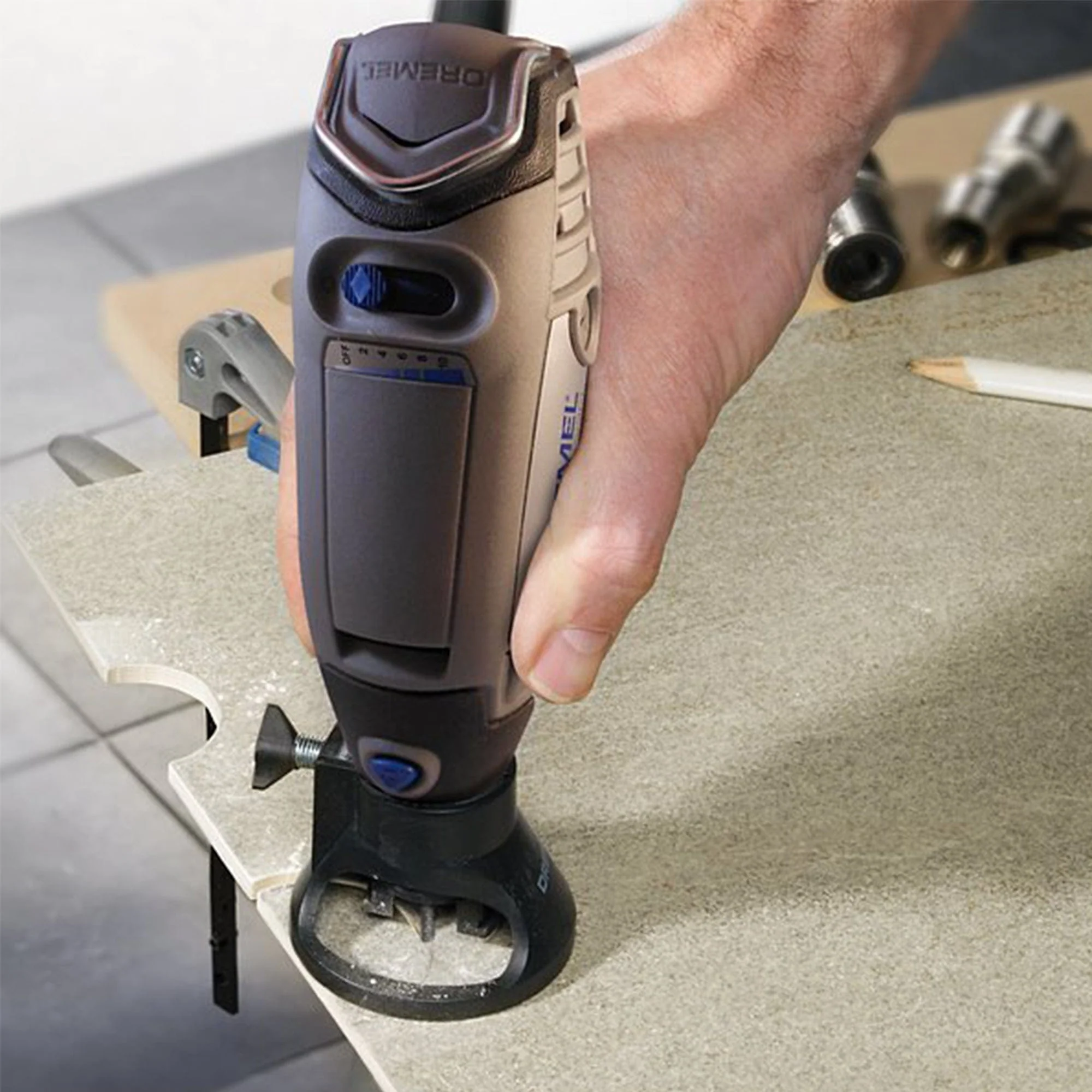 Dremel Wall Tile Cutting Kit (566)** - Image 3