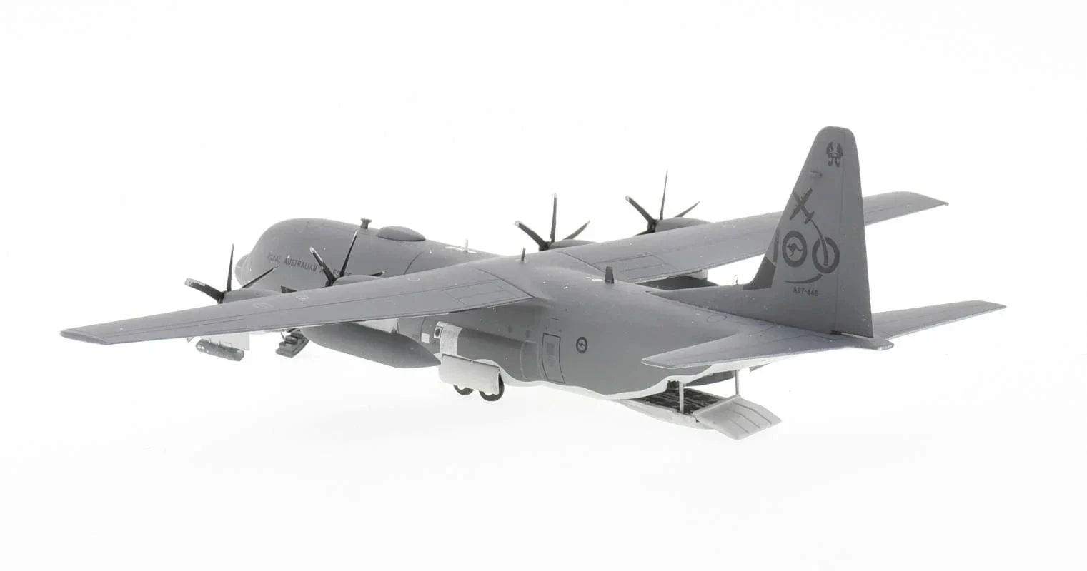 Gemini Jets G2RAA1141 1/200 Royal Australian Air Force C130J Hercules A97-448 Diecast Model - Image 2
