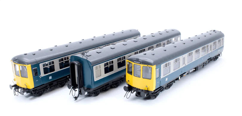 Heljan OO Scale Class 104 3 Car Set BR Blue/Grey BX487 DCC Ready Loco