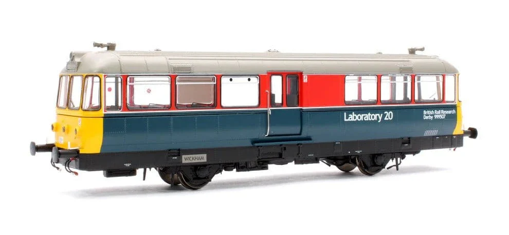 Heljan OO Scale Waggon & Maschinenasu Diesel Railbus Red/Blue - DC** - Image 2