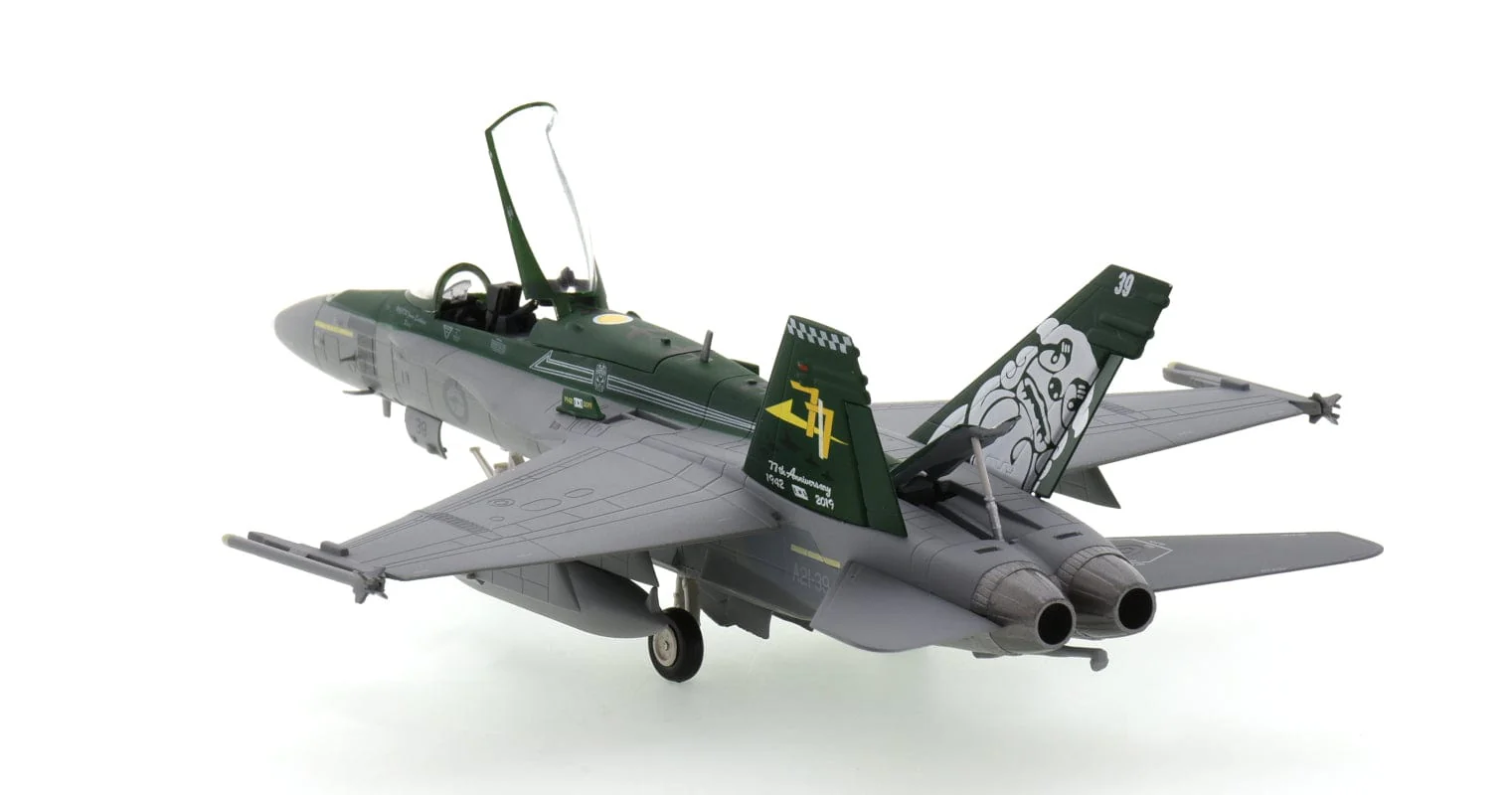 Herpa 1/72 RAAF Mc Donnell Douglas F/A-18A Hornet No.77 - Image 3