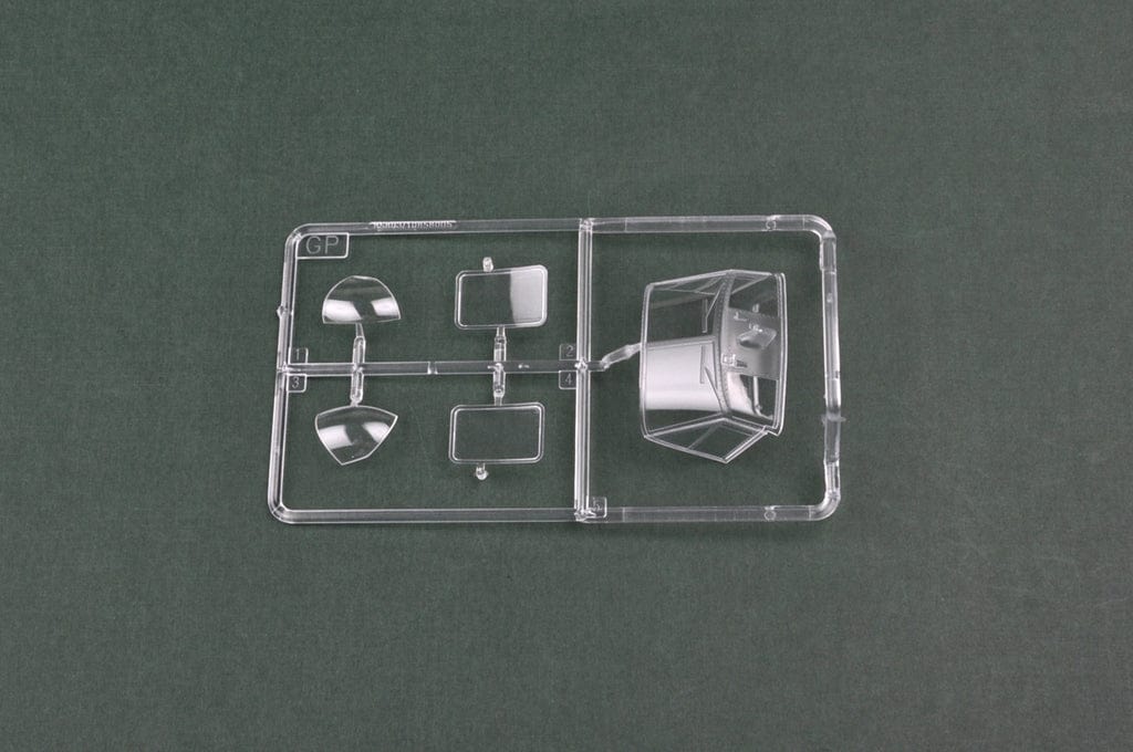 Hobby Boss 1/48 UH-1C Huey Helicopter Plastic Model Kit [85803] - Image 3